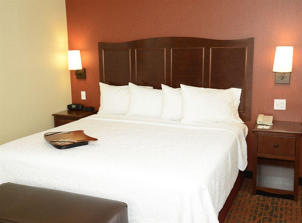 Hampton Inn & Suites Boulder North Zewnętrze zdjęcie
